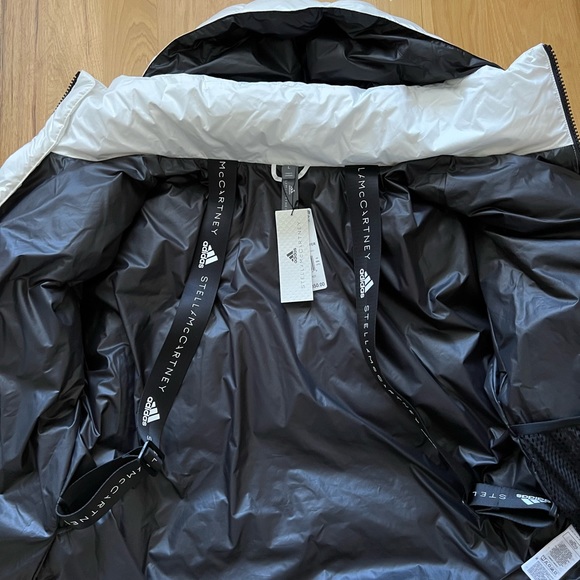 Adidas by Stella McCartney Short Puffer Jacket - Picture 5 of 11